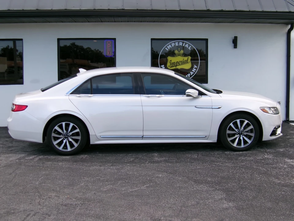 2018 Lincoln Continental 10th Gen - Image 4 of 20