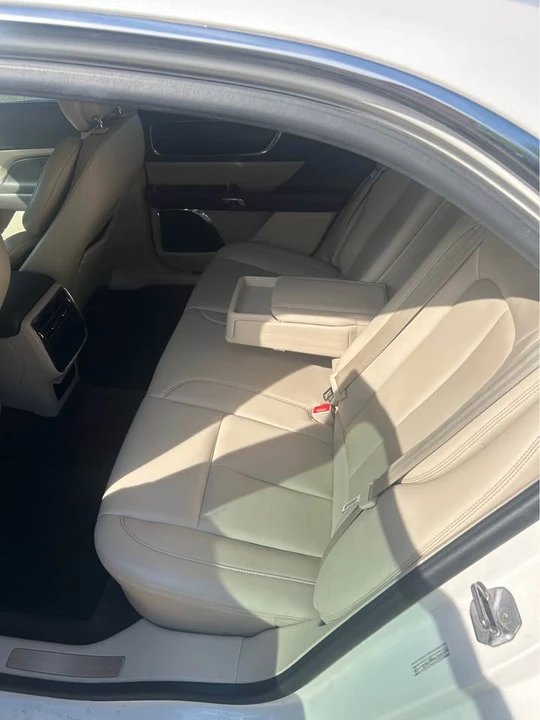 2018 Lincoln Continental 10th Gen - Image 9 of 13
