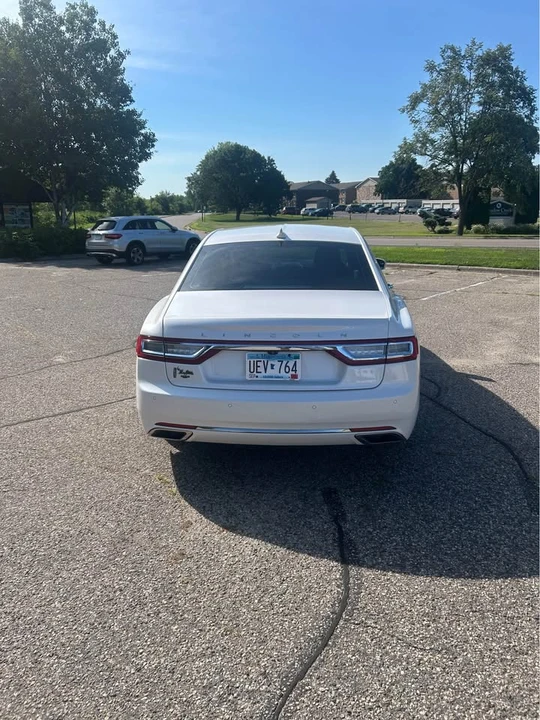 2018 Lincoln Continental 10th Gen - Image 6 of 13