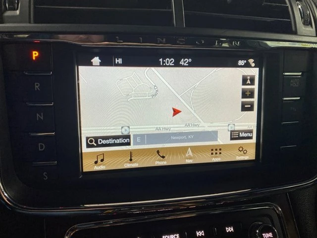 2018 Lincoln Continental 10th Gen - Image 19 of 20