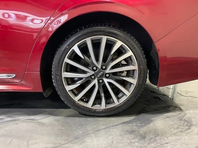 2018 Lincoln Continental 10th Gen - Image 11 of 20