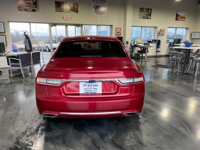 2018 Lincoln Continental 10th Gen - Image 7 of 20