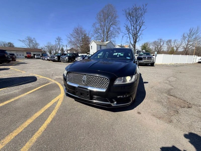 2018 Lincoln Continental 10th Gen - Image 2 of 12