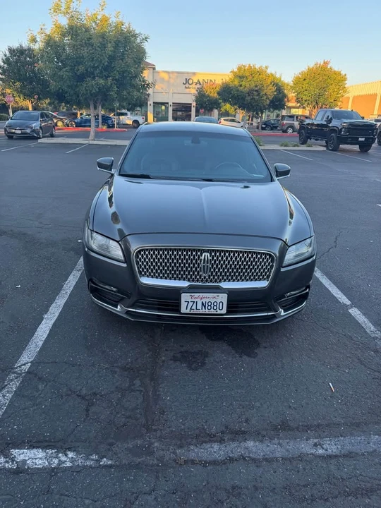 2018 Lincoln Continental 10th Gen - Image 2 of 7