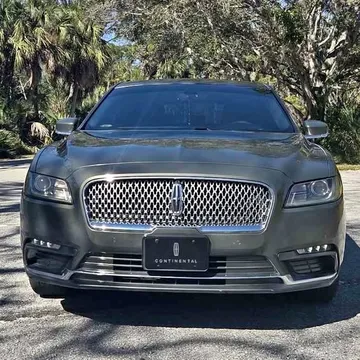 2018 Lincoln Continental Premiere Sedan 4D
