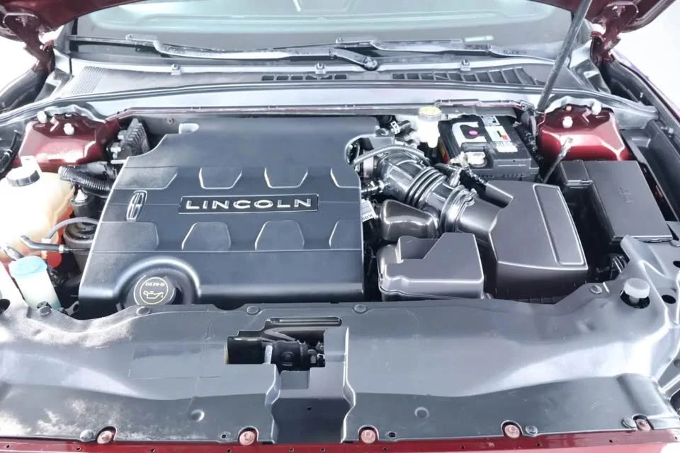 2018 Lincoln Continental 10th Gen - Image 13 of 13