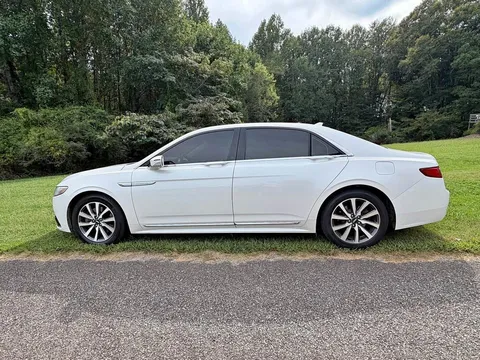 2018 Lincoln Continental Premiere Sedan 4D