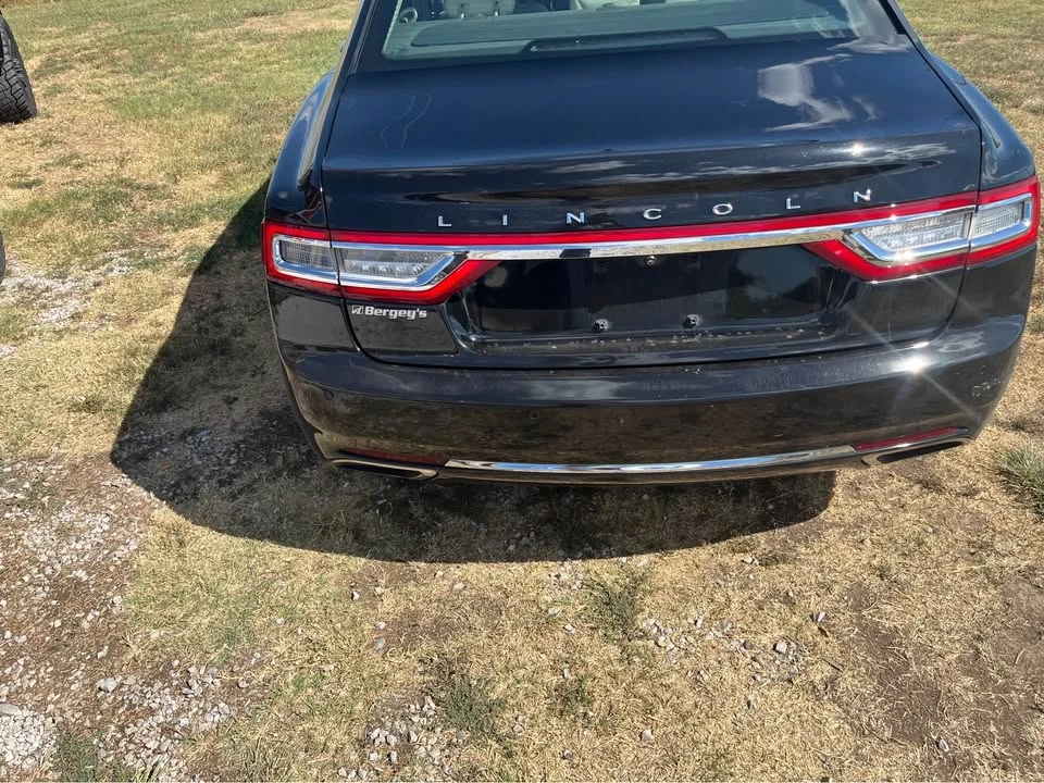 2018 Lincoln Continental 10th Gen - Image 6 of 13