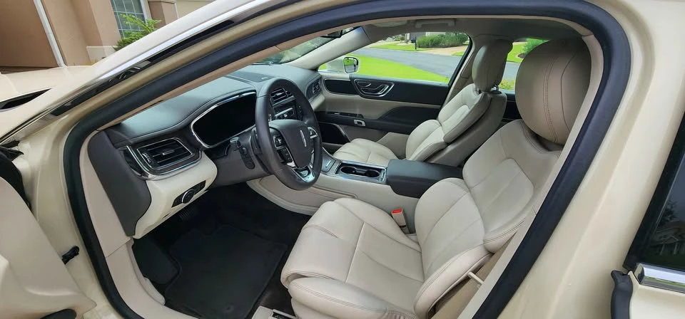 2018 Lincoln Continental 10th Gen - Image 6 of 12