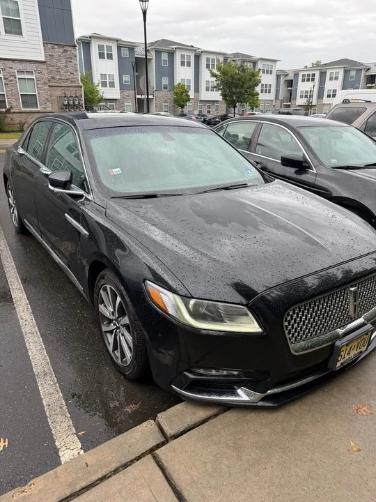 2018 Lincoln Continental 10th Gen - Image 6 of 9