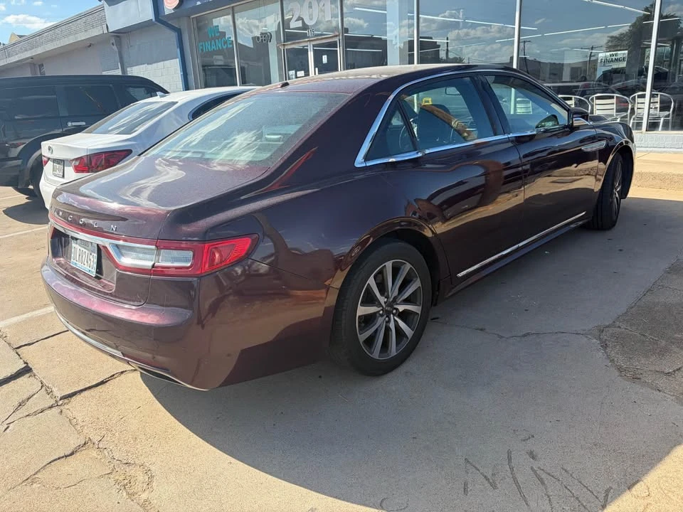 2018 Lincoln Continental 10th Gen - Image 5 of 6