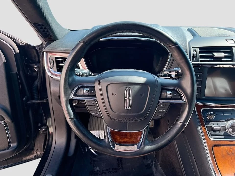 2018 Lincoln Continental 10th Gen - Image 8 of 19