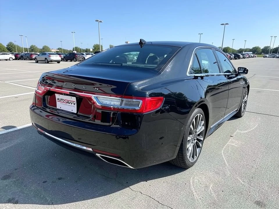 2018 Lincoln Continental 10th Gen - Image 5 of 19
