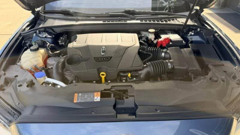 2018 Lincoln Continental 10th Gen - Image 11 of 11