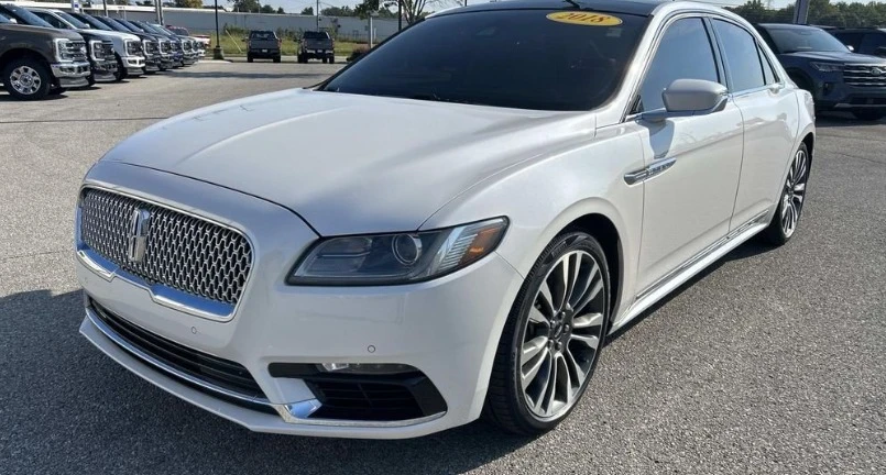 2018 Lincoln Continental 10th Gen - Image 5 of 8