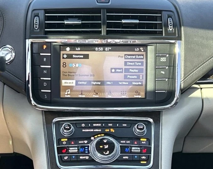 2018 Lincoln Continental 10th Gen - Image 7 of 8