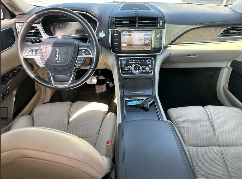 2018 Lincoln Continental 10th Gen - Image 2 of 8