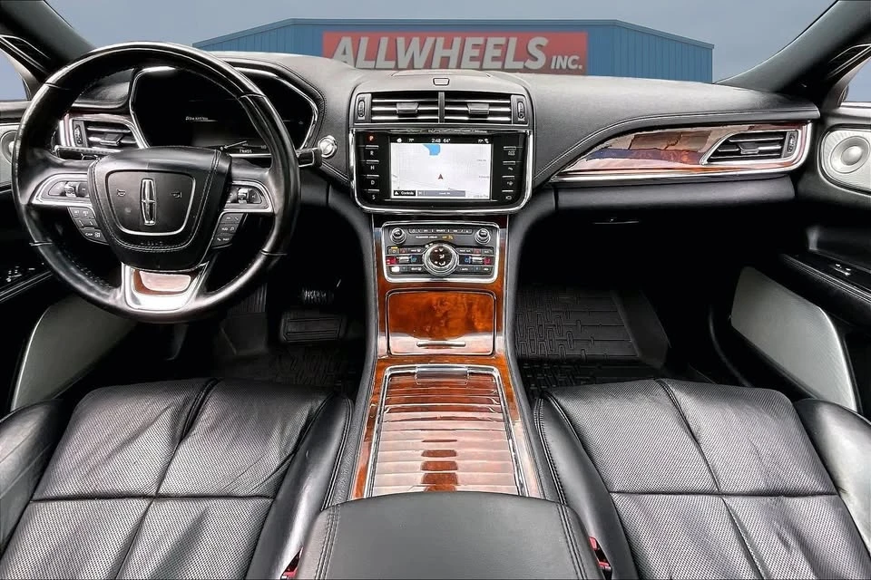 2018 Lincoln Continental 10th Gen - Image 15 of 20