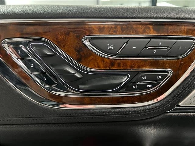 2018 Lincoln Continental 10th Gen - Image 16 of 20