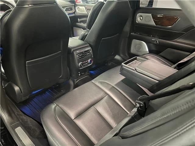 2018 Lincoln Continental 10th Gen - Image 19 of 20