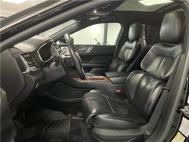 2018 Lincoln Continental 10th Gen - Image 9 of 20