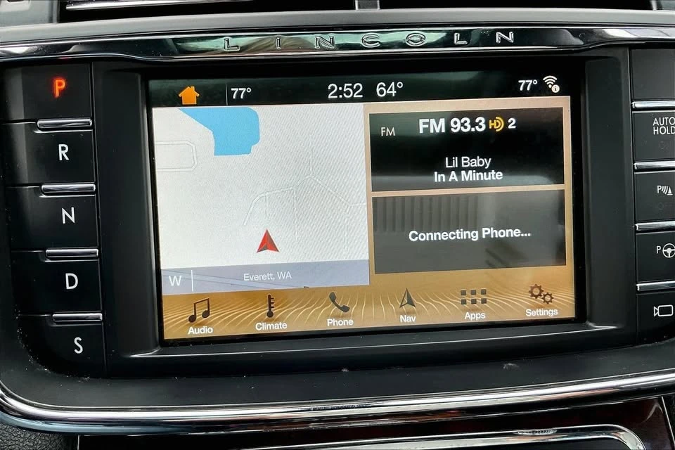 2018 Lincoln Continental 10th Gen - Image 19 of 20