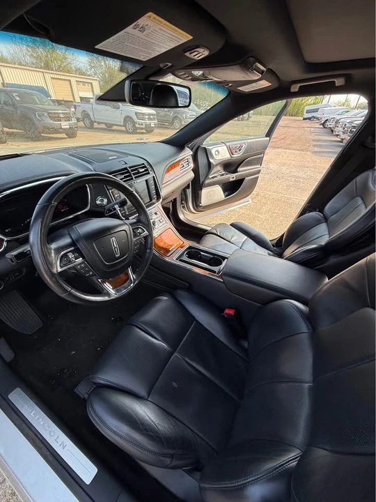 2018 Lincoln Continental 10th Gen - Image 6 of 7