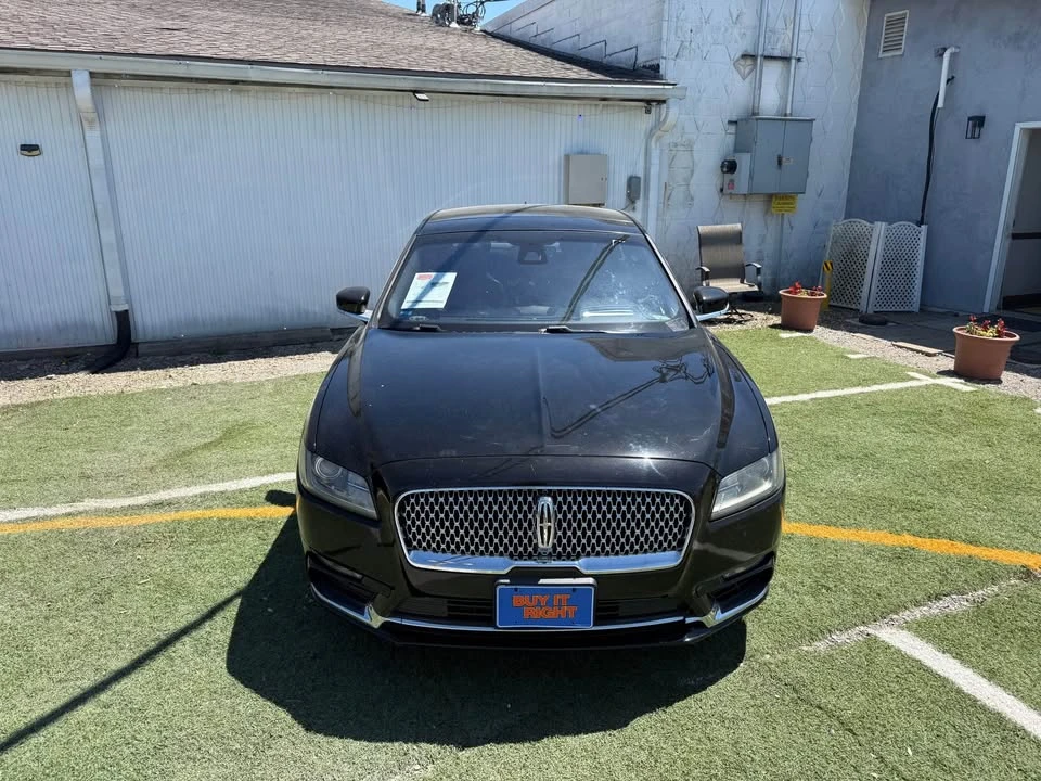 2018 Lincoln Continental 10th Gen - Image 2 of 13