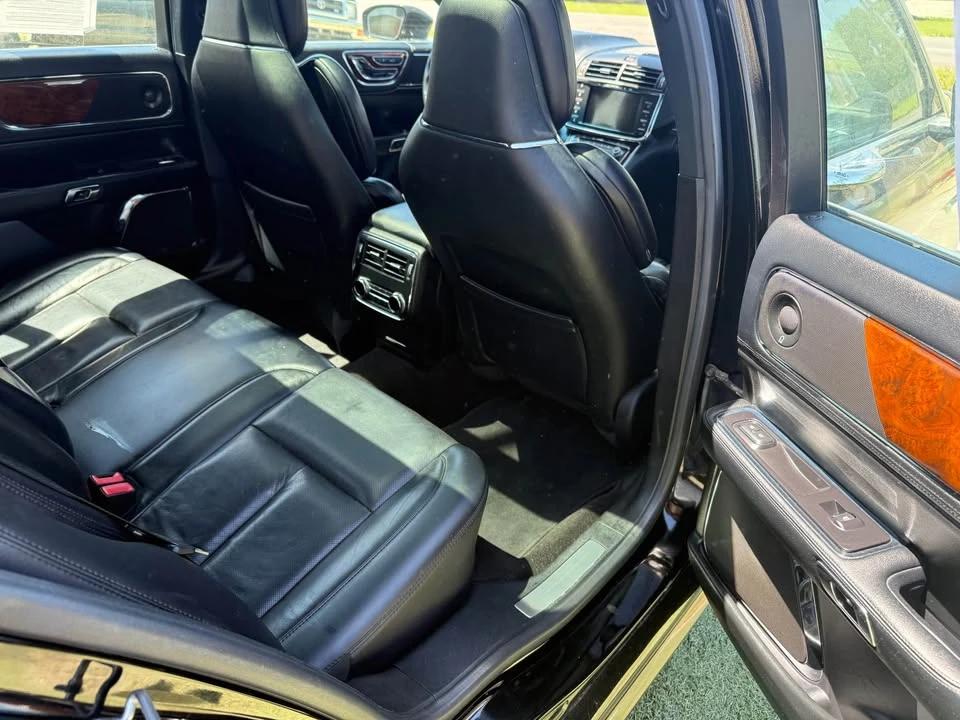 2018 Lincoln Continental 10th Gen - Image 13 of 13