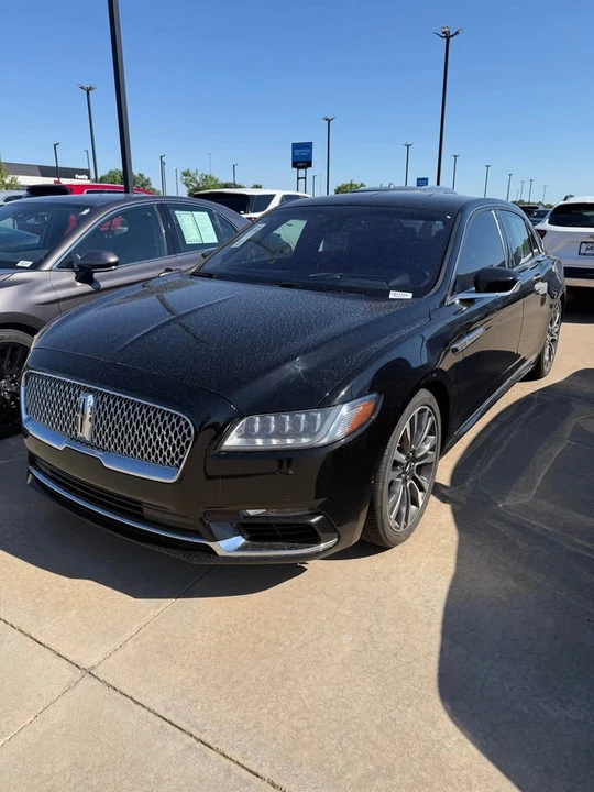 2018 Lincoln Continental 10th Gen - Image 2 of 6