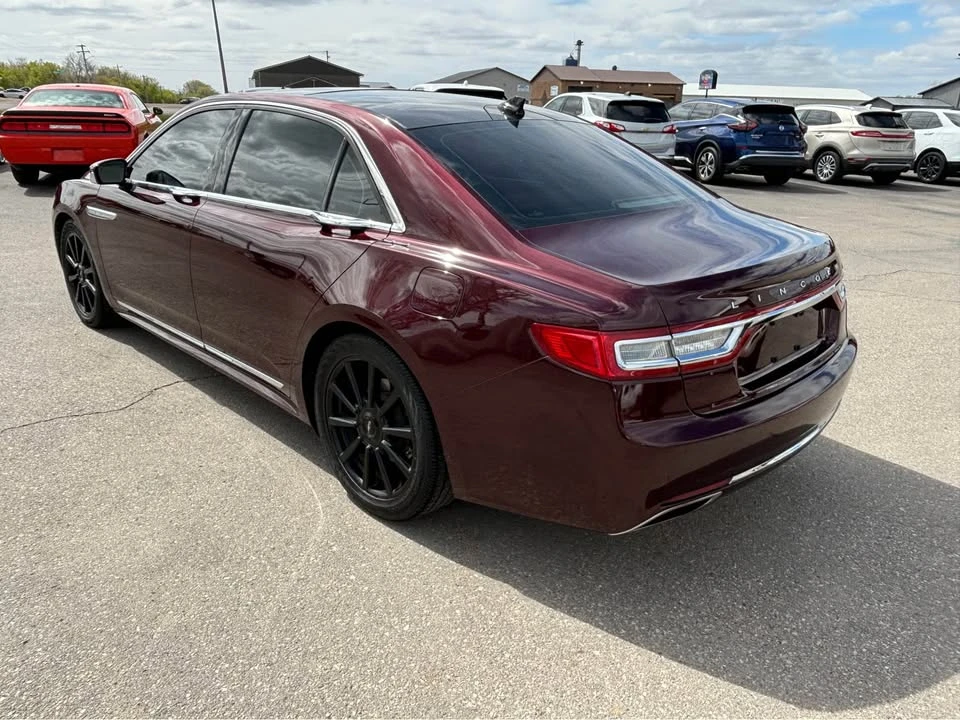 2018 Lincoln Continental 10th Gen - Image 3 of 14