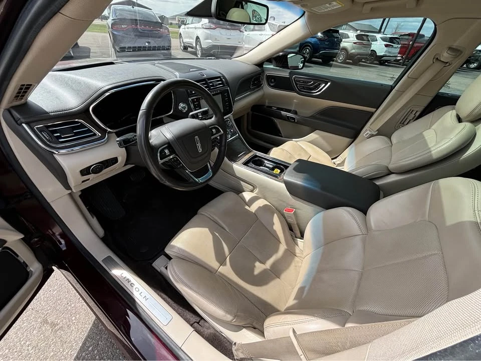 2018 Lincoln Continental 10th Gen - Image 7 of 14