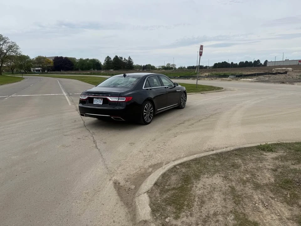 2018 Lincoln Continental 10th Gen - Image 6 of 20