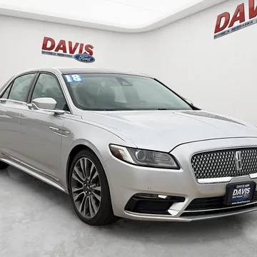 2018 Lincoln Continental Reserve Sedan 4D