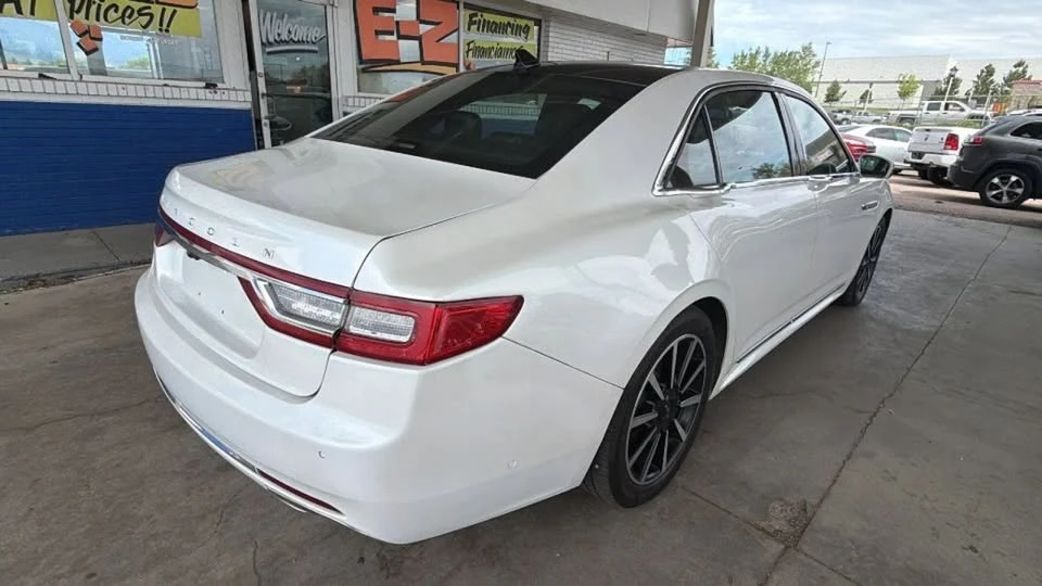 2018 Lincoln Continental 10th Gen - Image 5 of 19