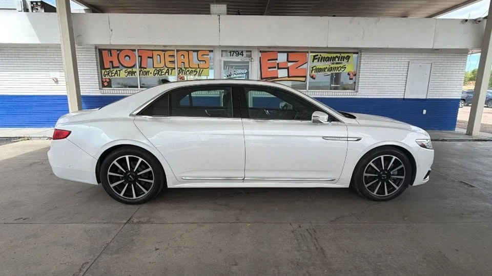 2018 Lincoln Continental 10th Gen - Image 4 of 19