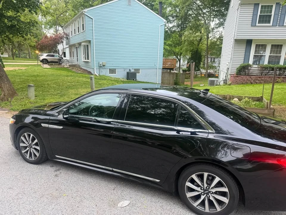 2018 Lincoln Continental 10th Gen - Image 3 of 10