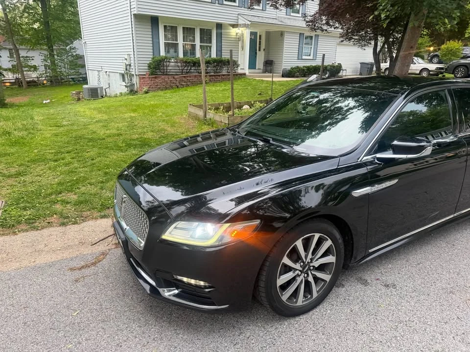 2018 Lincoln Continental 10th Gen - Image 4 of 10