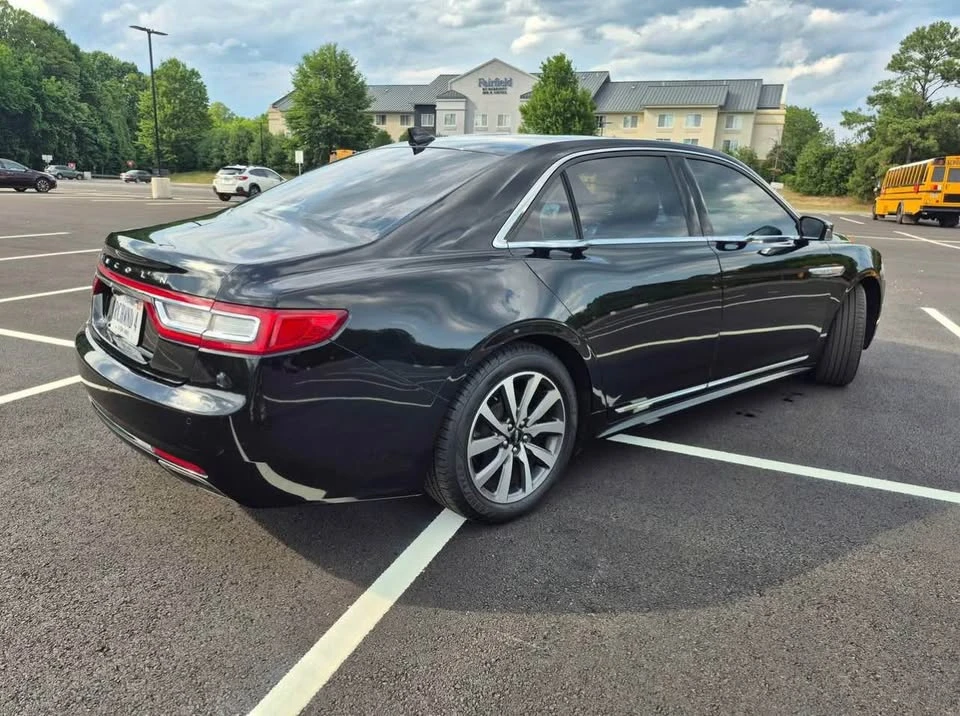 2018 Lincoln Continental 10th Gen - Image 5 of 14