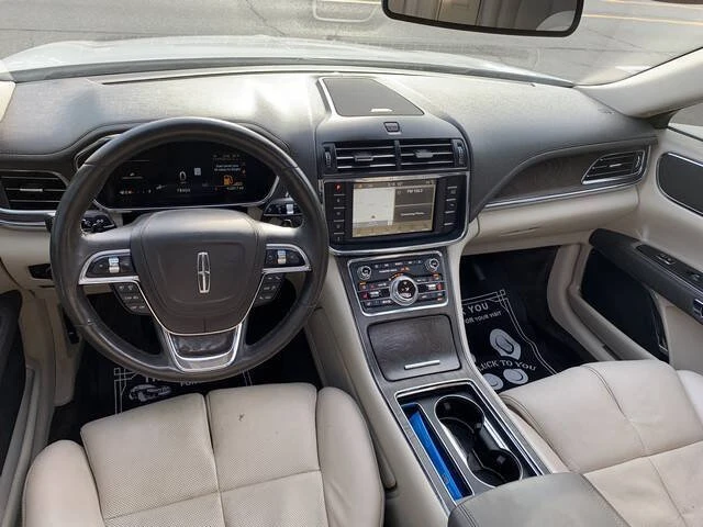 2018 Lincoln Continental 10th Gen - Image 15 of 18