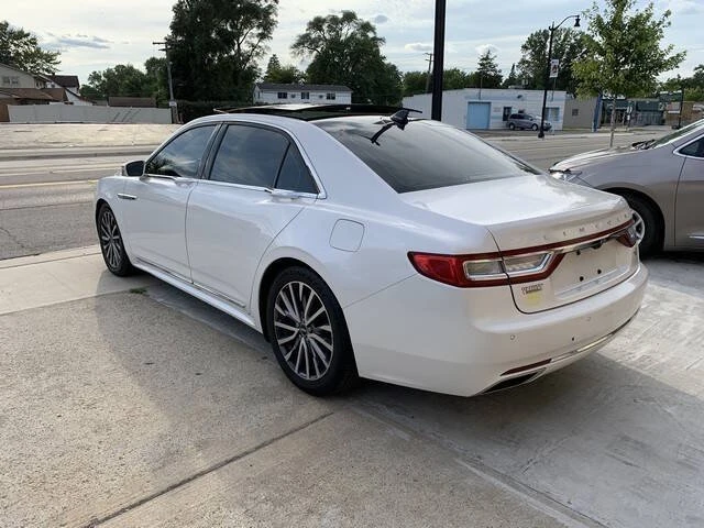2018 Lincoln Continental 10th Gen - Image 9 of 18