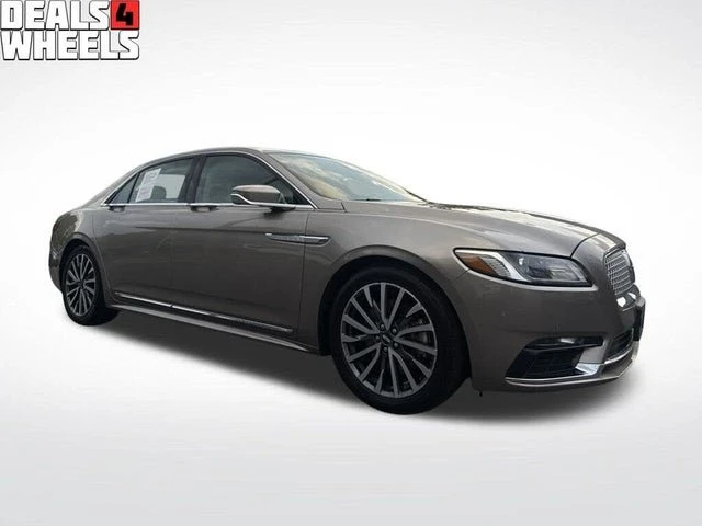 2018 Lincoln Continental 10th Gen - Image 4 of 10