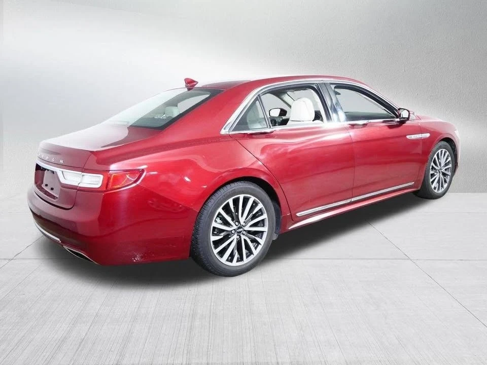 2018 Lincoln Continental 10th Gen - Image 7 of 20