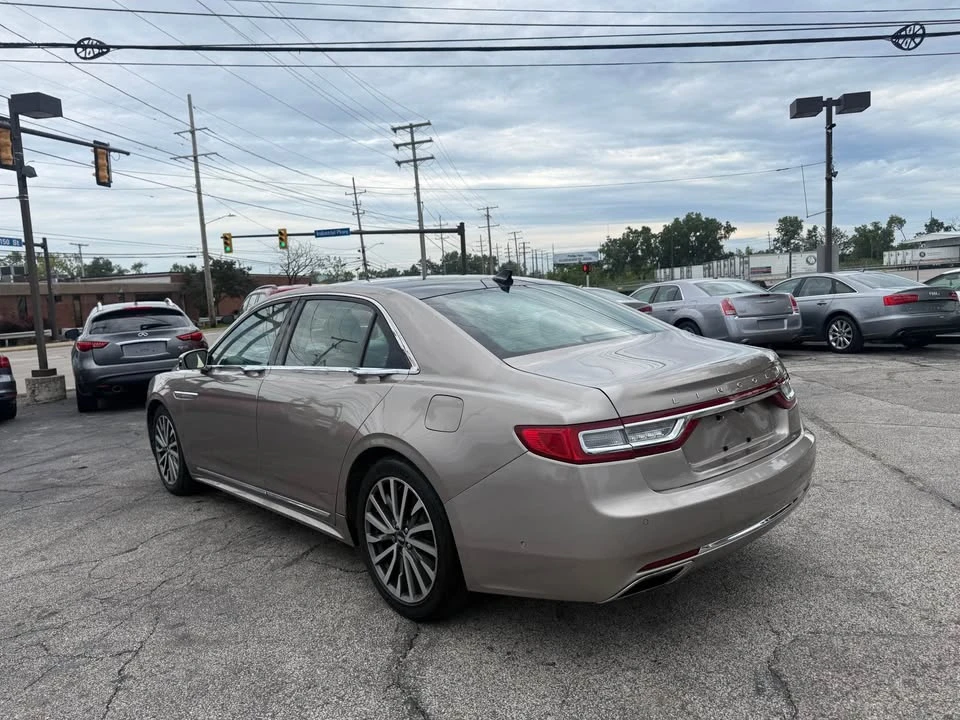 2018 Lincoln Continental 10th Gen - Image 5 of 14