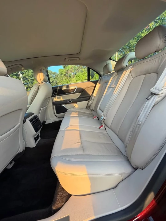 2018 Lincoln Continental 10th Gen - Image 7 of 11