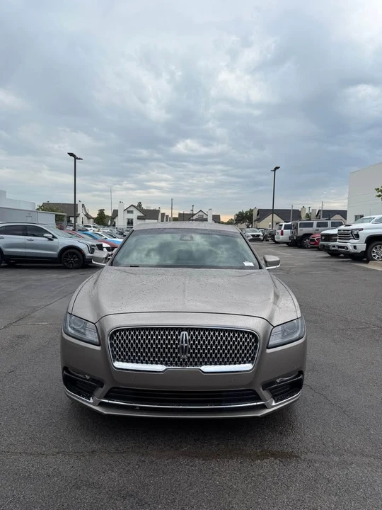 2018 Lincoln Continental 10th Gen - Image 5 of 10