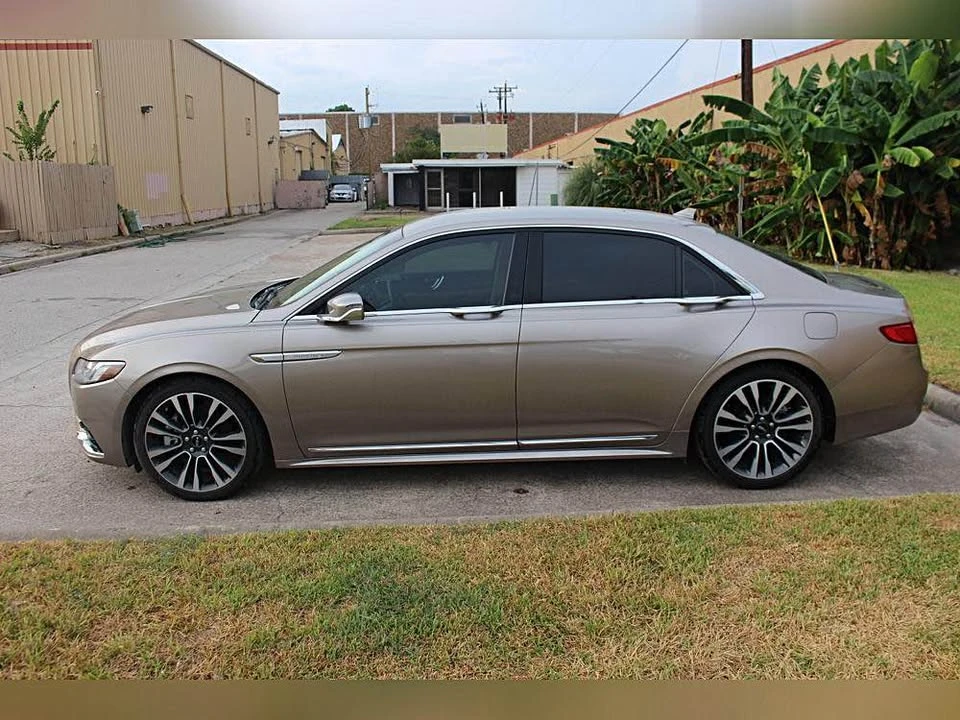 2018 Lincoln Continental 10th Gen - Image 5 of 20