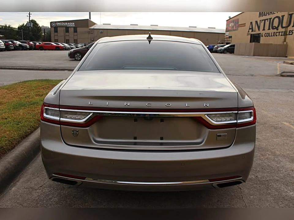 2018 Lincoln Continental 10th Gen - Image 4 of 20