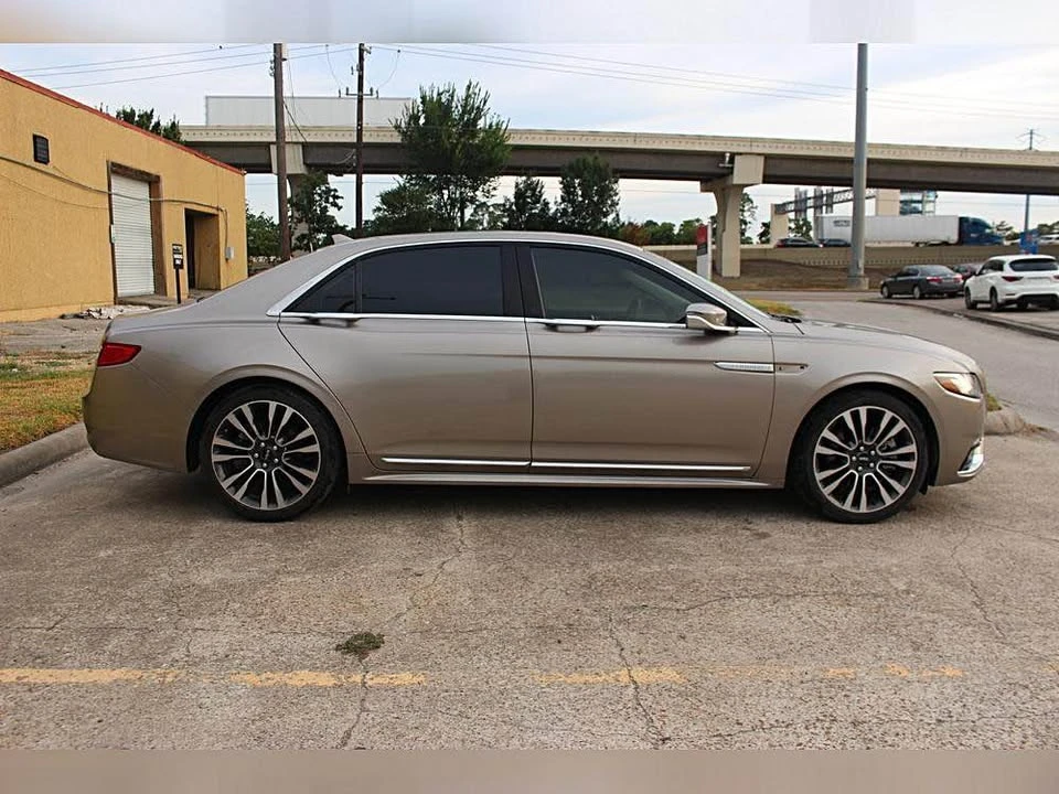 2018 Lincoln Continental 10th Gen - Image 3 of 20