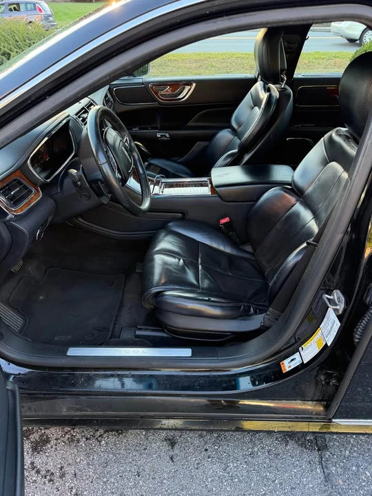 2018 Lincoln Continental 10th Gen - Image 3 of 7